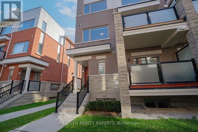 Building Photo - 240 Lagerfeld Dr