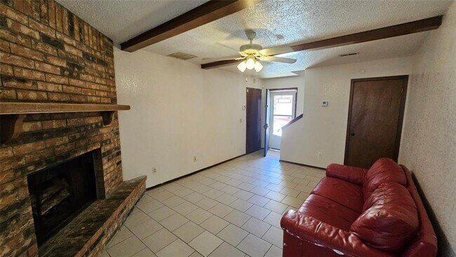 Foto del edificio - 8300 NW 10th St