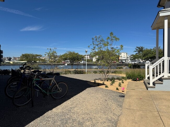 Building Photo - TWELVE17 Ocean