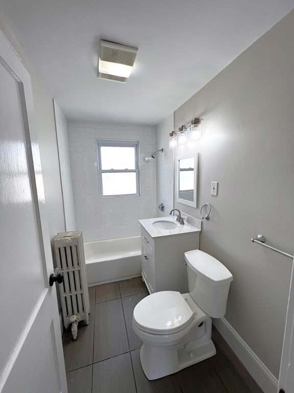 Building Photo - 344 Hyde Park Ave