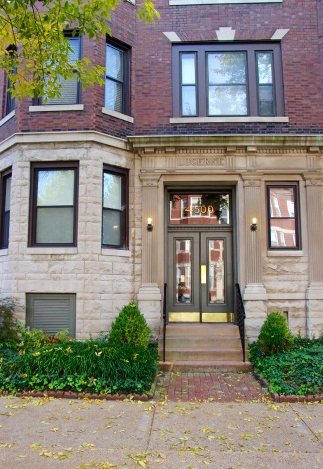 Building Photo - 4500 McPherson Ave