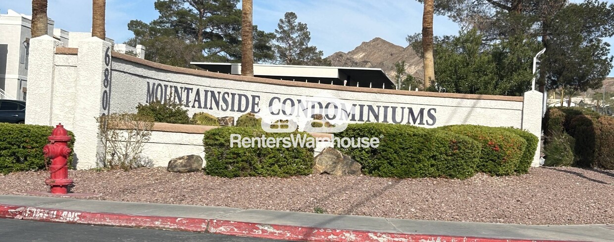 Primary Photo - 6800 E Lake Mead Blvd