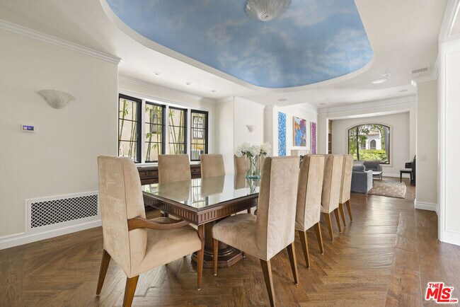 Foto del edificio - 2325 Duxbury Cir