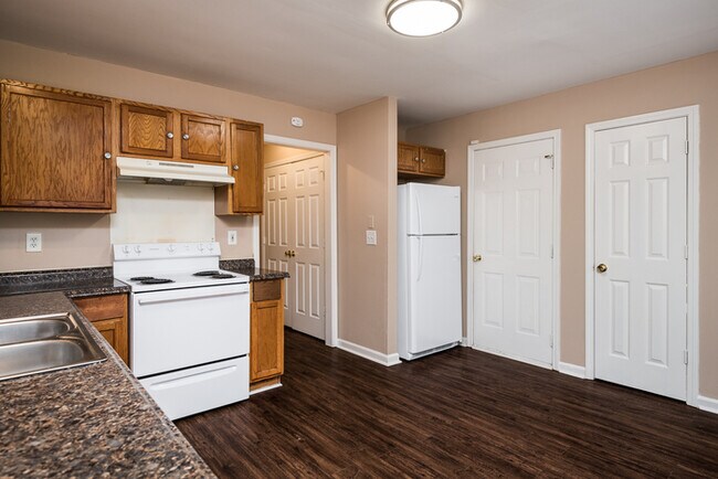 Foto del edificio - 951 Grass Hollow Ct