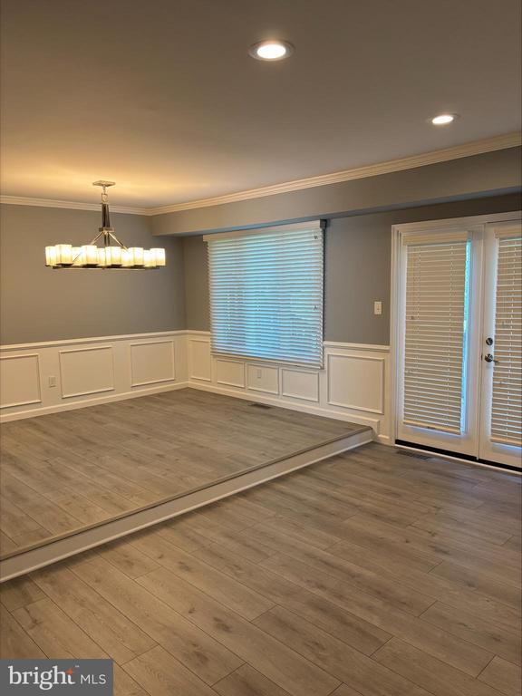 Building Photo - 87 Amity Dr