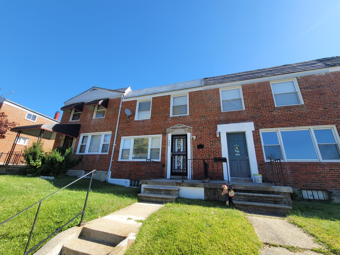 Primary Photo - 5425 Bucknell Rd