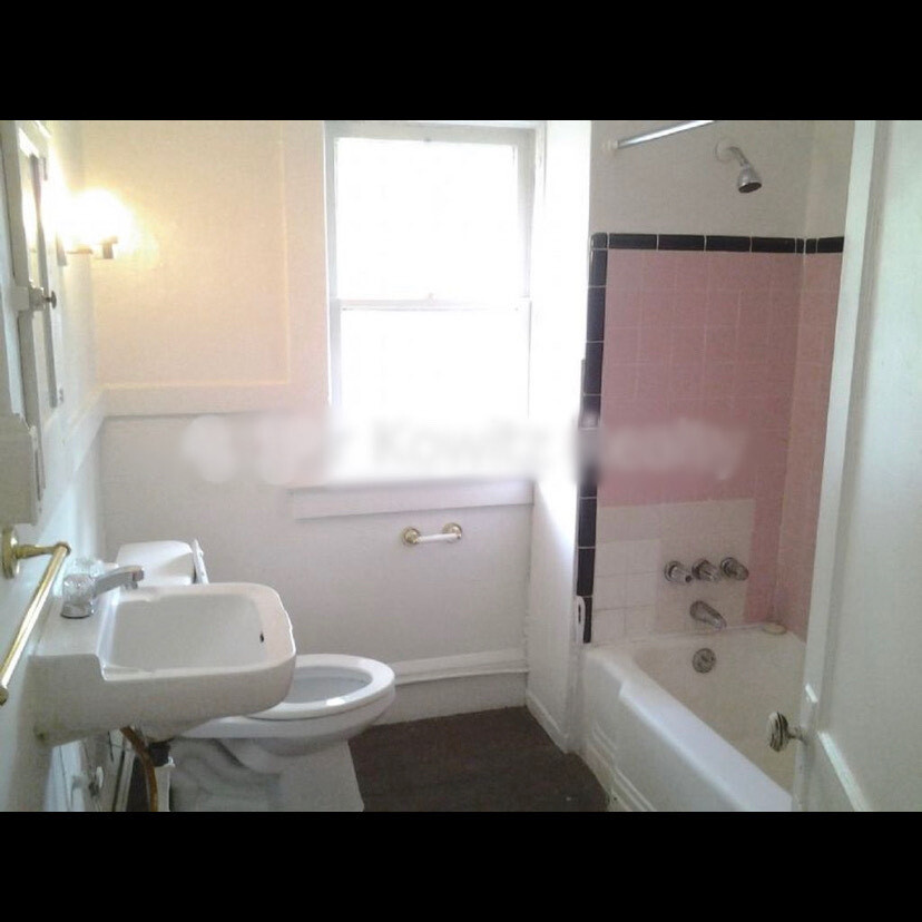 Building Photo - 303 Taylor Ave