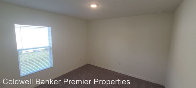 Foto del edificio - 4 br, 2 bath House - 30 Pinto Lane