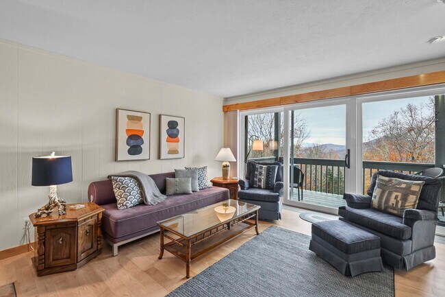 Building Photo - 161 Skyleaf Dr