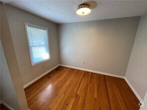Building Photo - 202 Mahaffey Dr