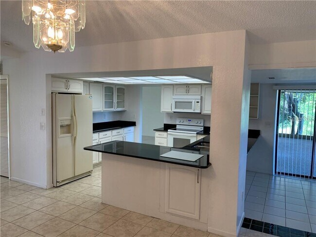 Foto del edificio - 961 Kent Ln