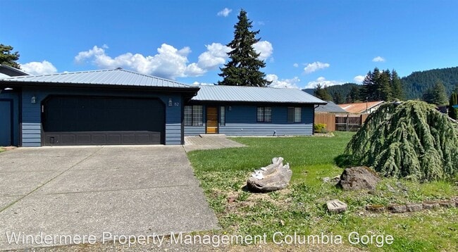 Building Photo - 3 br, 2 bath House - 82 Valley Dr