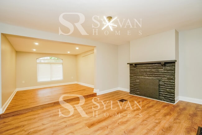 Foto del edificio - Life Just Got Better!