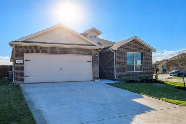 Foto del edificio - 5400 Gold Pond Dr