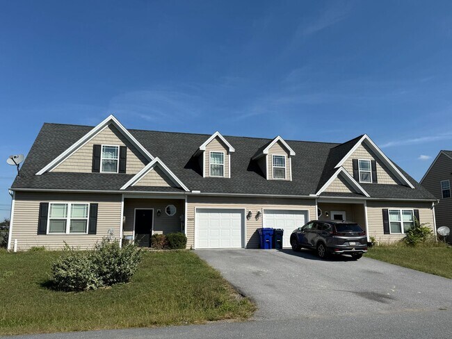 Foto del edificio - 3669 Oakley Ln