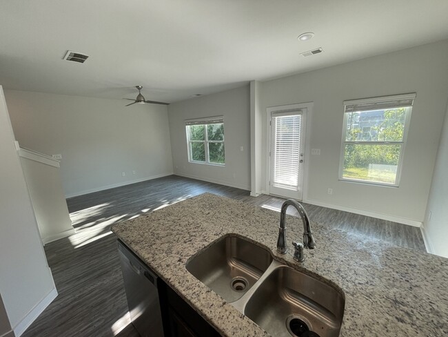 Foto del edificio - 3 Bed / 2.5 Bath Rental House in McCalla, AL