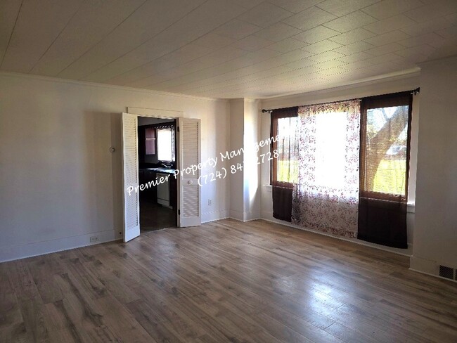 Foto del edificio - 2454 Darlington Rd