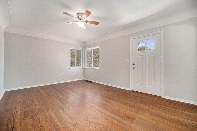 Building Photo - Charming 2-Bedroom Ranch in Wheat Ridge