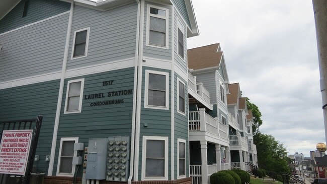 Great unit at LAUREL STATION for $3300 - monthly rent includes two assigned parking spaces! - Great unit at LAUREL STATION for $3300 - monthly rent includes two assigned parking spaces! Apartment