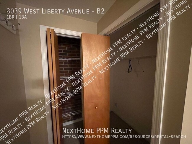 Foto del edificio - 3039 W Liberty Ave