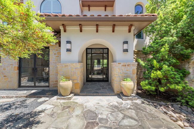 Building Photo - 8701 Smoketree Cove