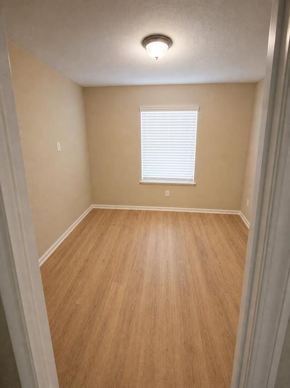 Foto del edificio - 1105 Green Meadow Dr