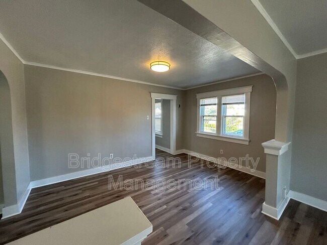 Foto del edificio - 1729 Patterson Rd