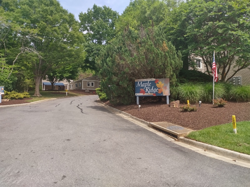 Primary Photo - 600 Reusens Rd