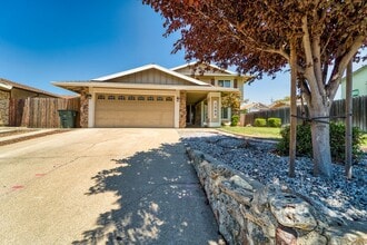 Building Photo - 1293 Nadene Dr