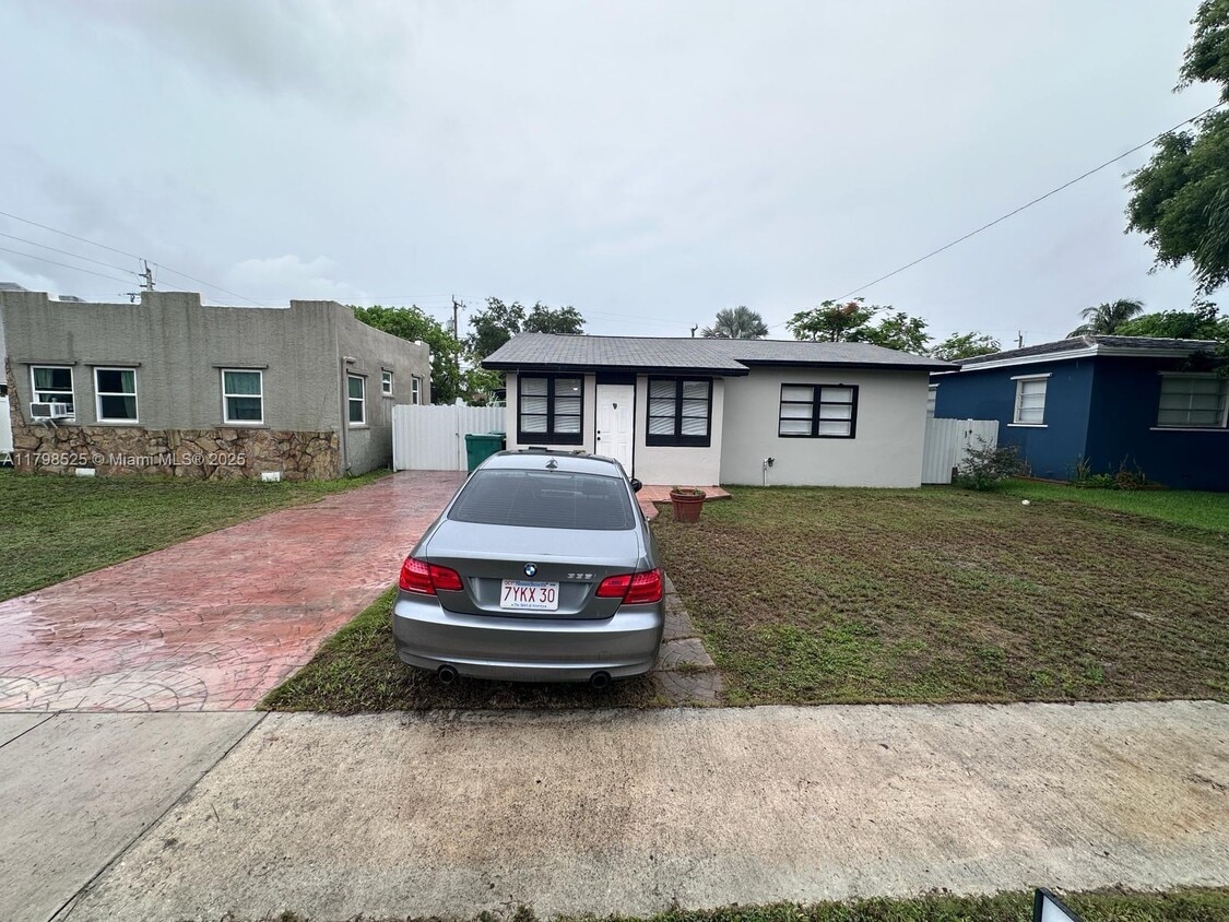 Foto principal - 209 SW 5th St