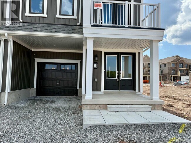 Building Photo - 11 GUNNEL Rd