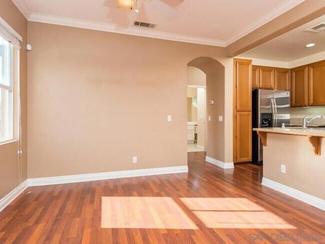 Foto del edificio - 1517 Laurel Grove Dr