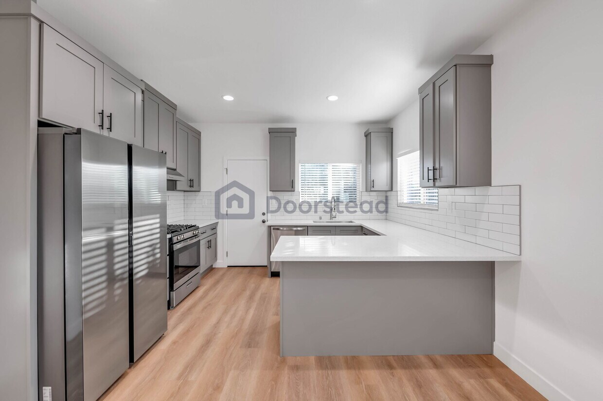 Foto principal - 1531 S Dallas Dr