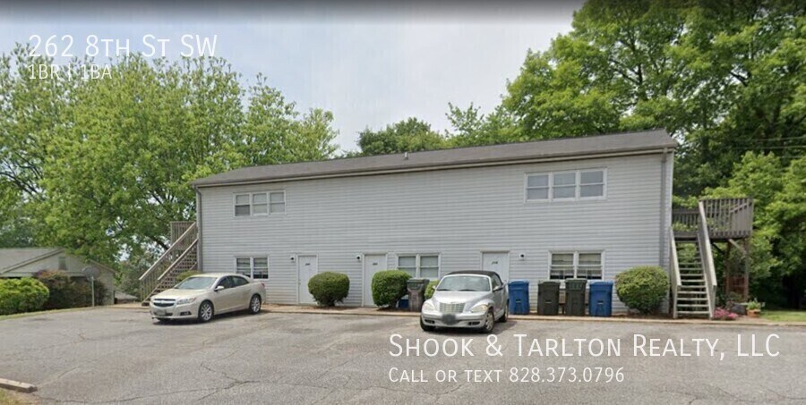 Foto principal - 262 8th St SW