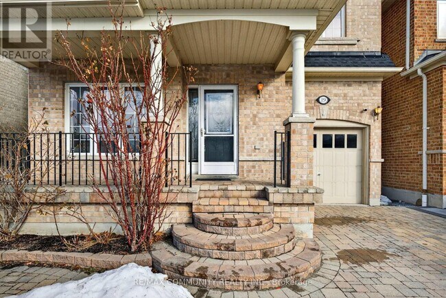 Photo du bâtiment - 19 Abraham Ct