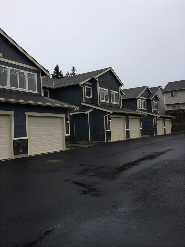 Foto principal - 2313 116th St SW