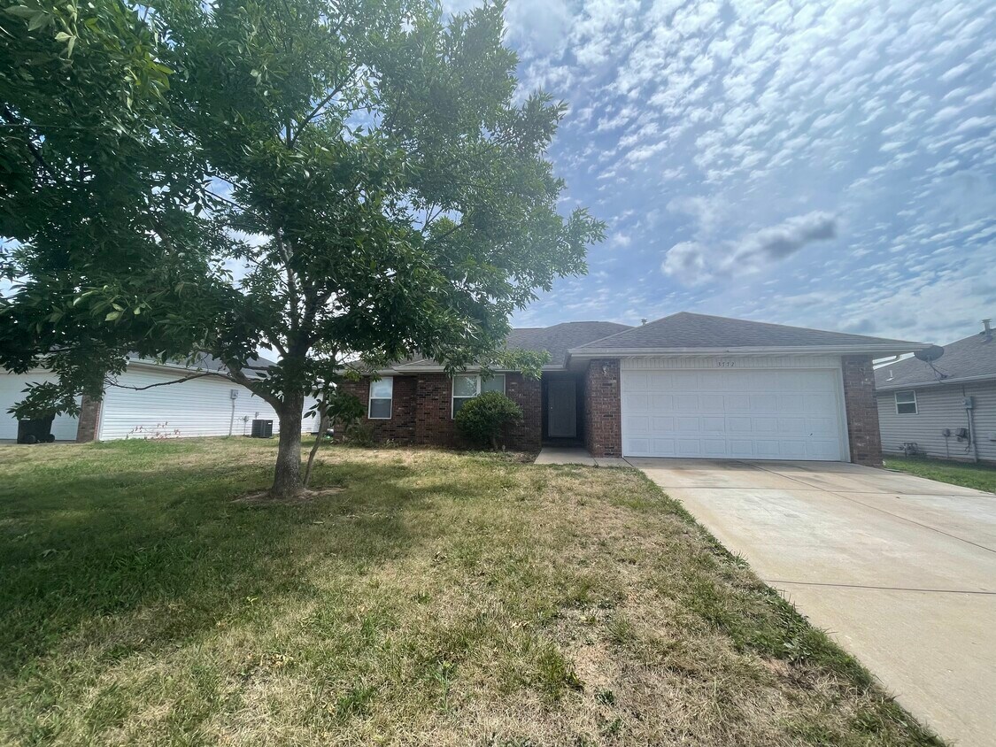 3772 W Ridgeway St, Springfield, MO 65807 House Rental in Springfield, MO