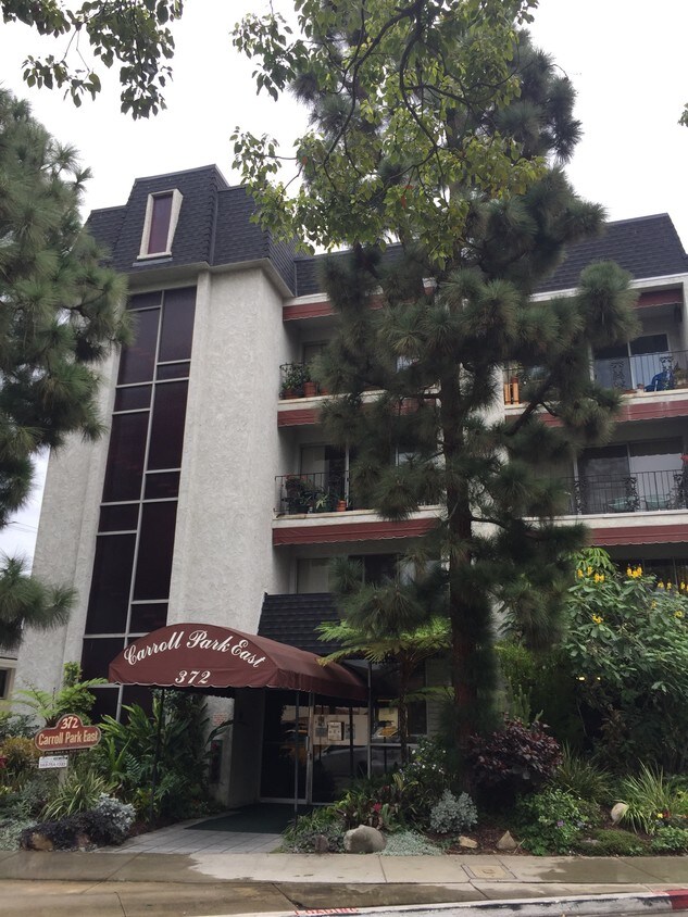 372 Carroll Park E, Long Beach, CA 90814 Condo for Rent in Long Beach