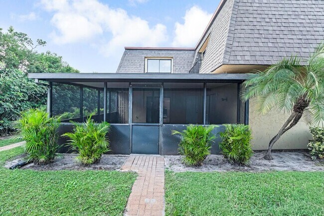 Foto del edificio - 4205 Turnberry Cir