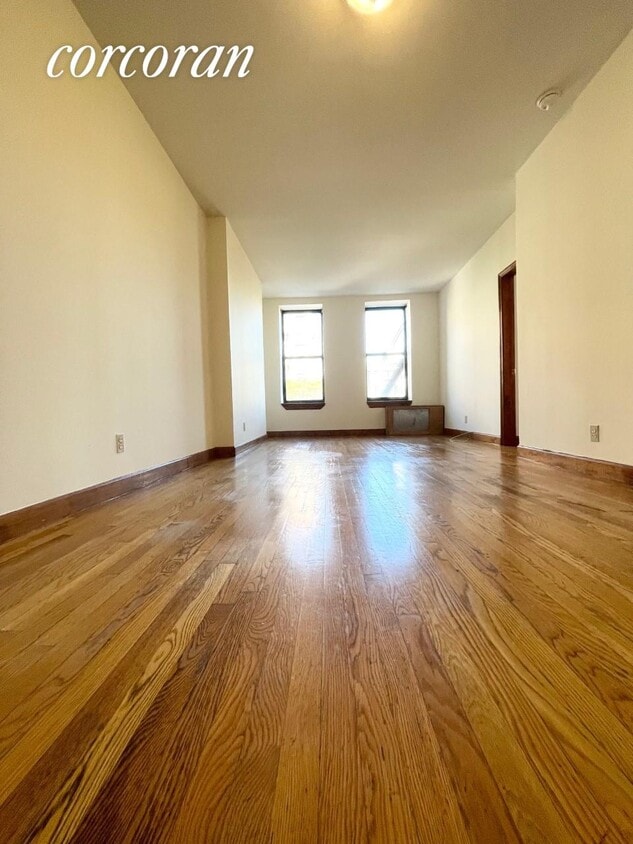 Primary Photo - 364 W 116th St