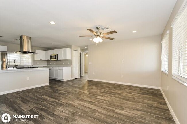 Building Photo - 1308 SE 32nd Ter, Cape Coral, FL 33904