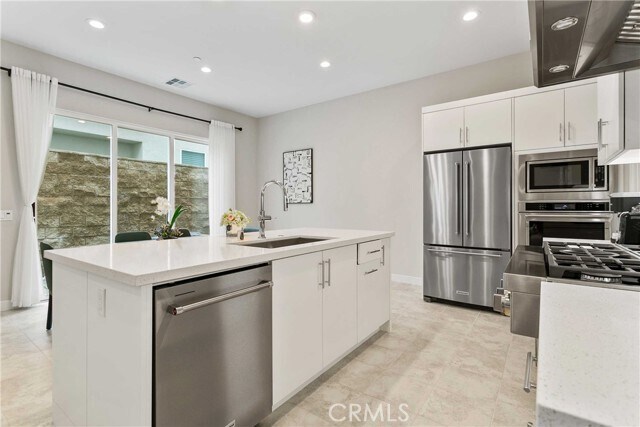 Building Photo - 181 Pin Ln