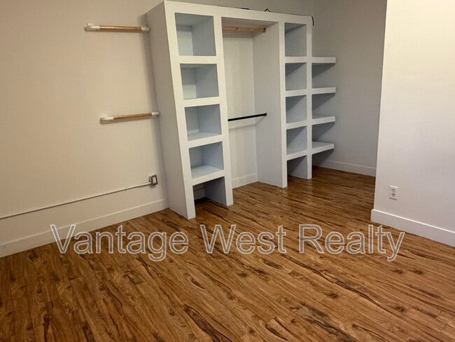 Building Photo - 155 Hardie Rd