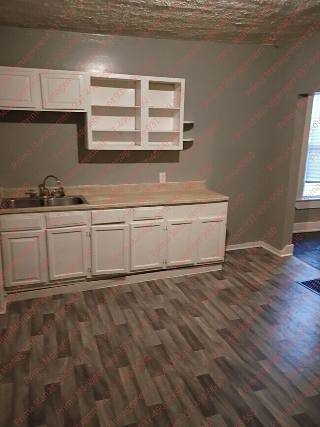 Foto del edificio - Cozy 3 Bed, 1.5 Bath, Convenient to I-70 a...