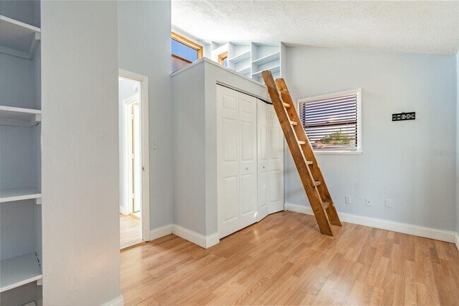 Building Photo - 532 45th St Ct W