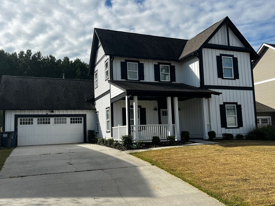 Foto principal - Coming Soon- Trussville Schools located in...