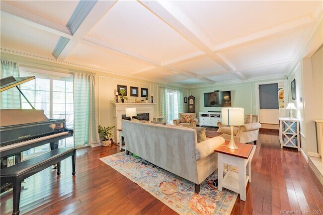 Foto del edificio - 36 Old Johnson Ln