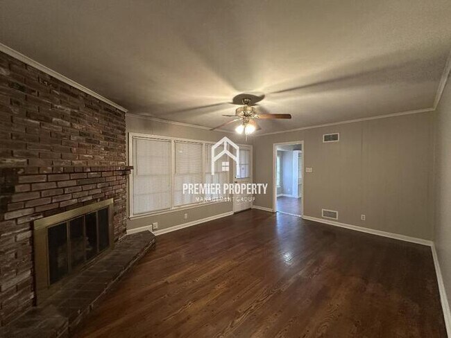 Foto del edificio - 5560 Cottonwood Rd
