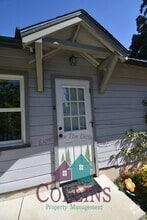 Building Photo - 135 Carpenter St