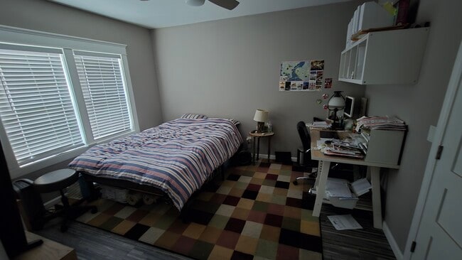 Building Photo - 4319A Central Ave